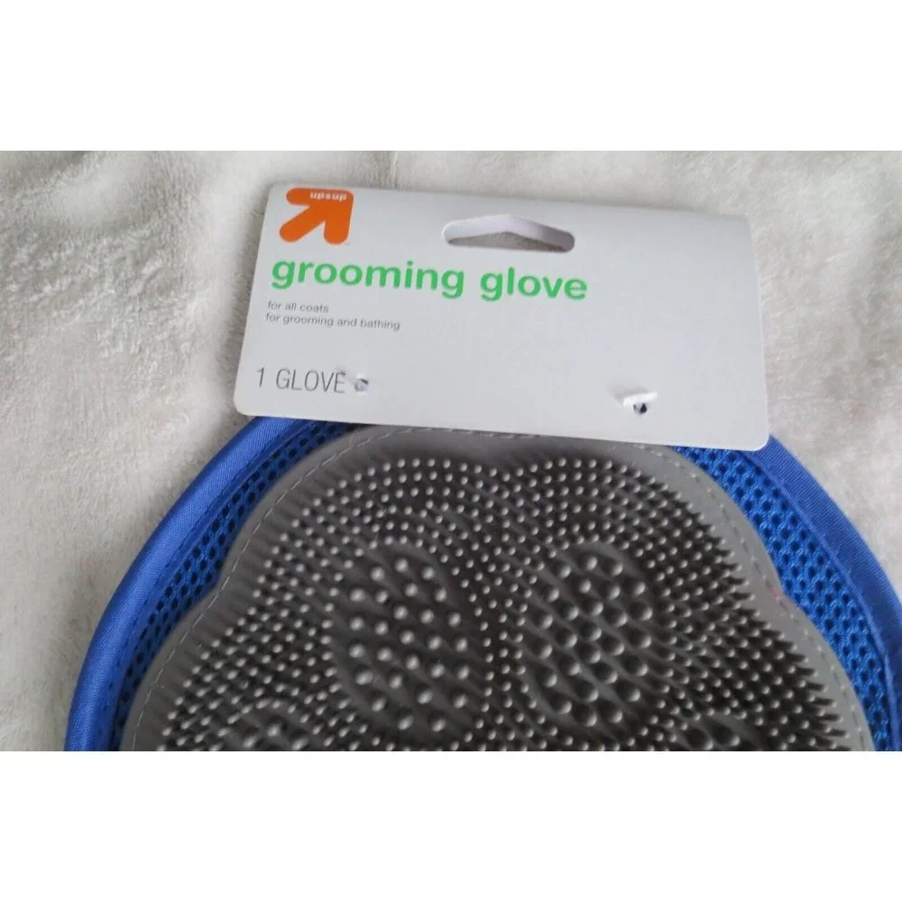 Grooming Glove For all Coats Dogs Bathing - Picture 4 of 8